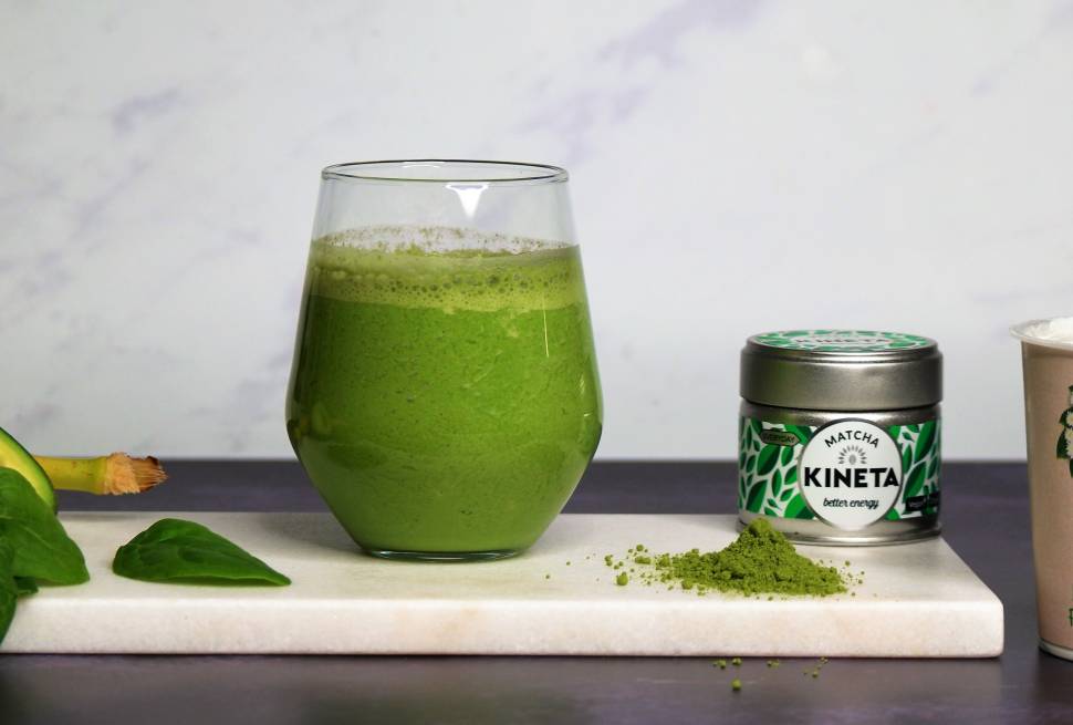 Yeo valley Organic kefir with Kineta matcha tea smoothie